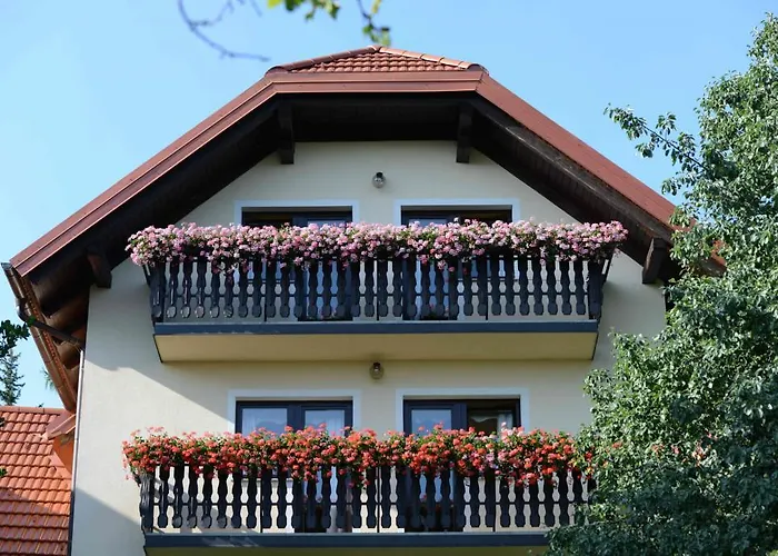 House Koprivnik Konukevi 3*